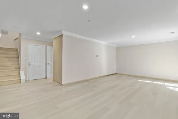 $4,825 | 8428 Bells Ridge Terrace, Potomac, MD 20854