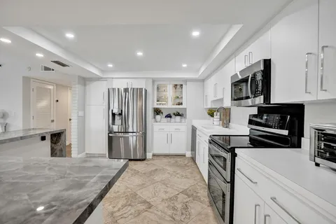 $599,000 | 501 North Riverside Drive, Unit 203, Pompano Beach, FL 33062