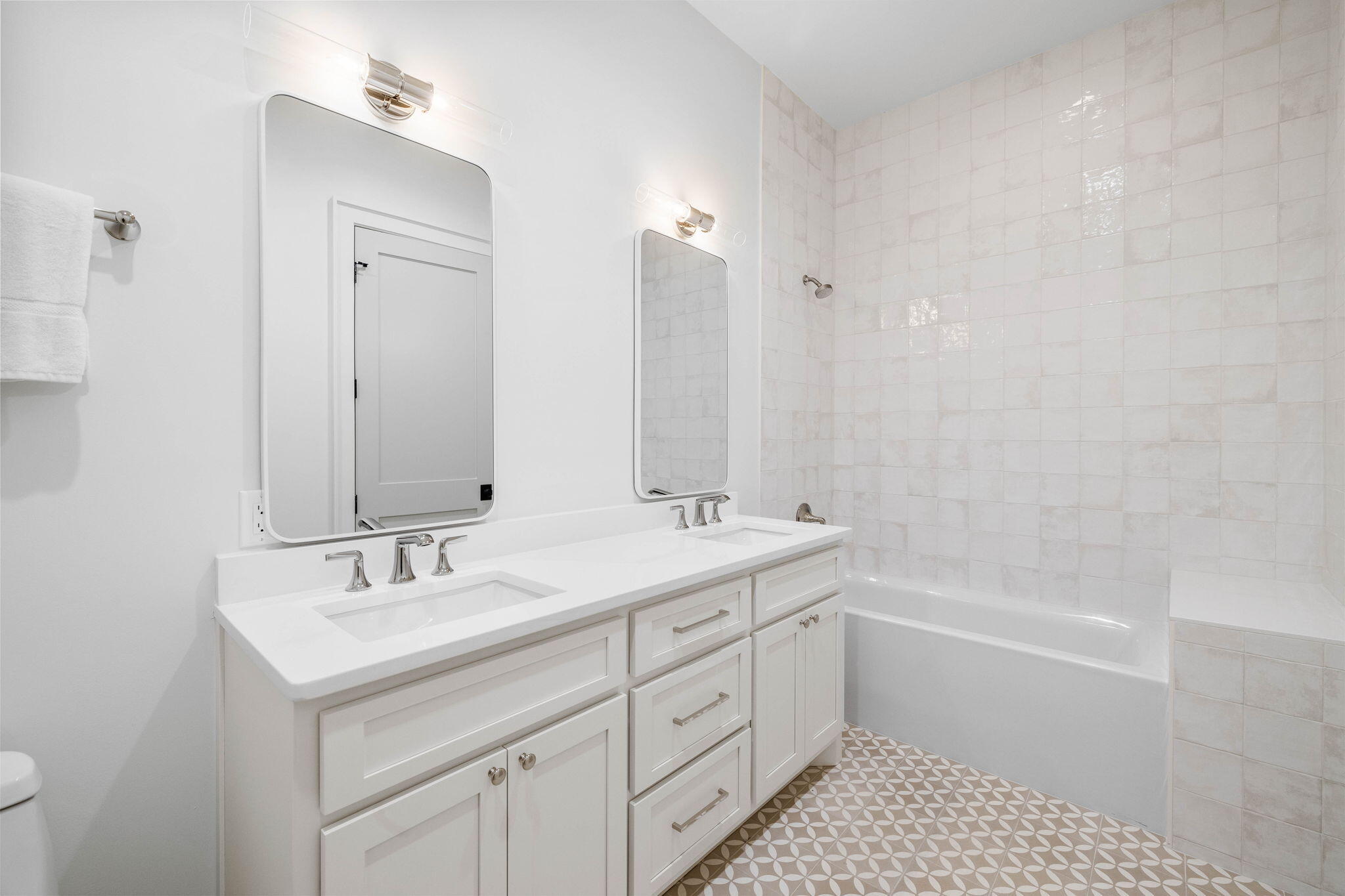 8069 East County Highway 30A Inlet Beach, FL 32461 - Photo 61 of 119 Level 2 Jr Suite 2