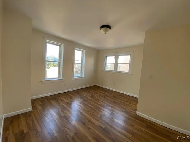 $1,300 | 1003 Park Avenue, Unit 3, Utica, NY 13501