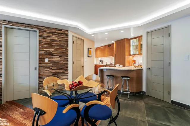 $1,250,000 | 430 West 34th Street, Unit LH | Hudson Yards
