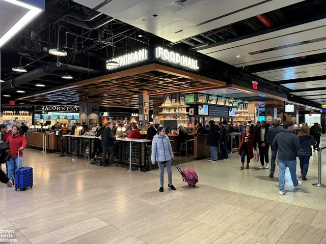 $1,250,000 | 430 West 34th Street, Unit LH | Hudson Yards