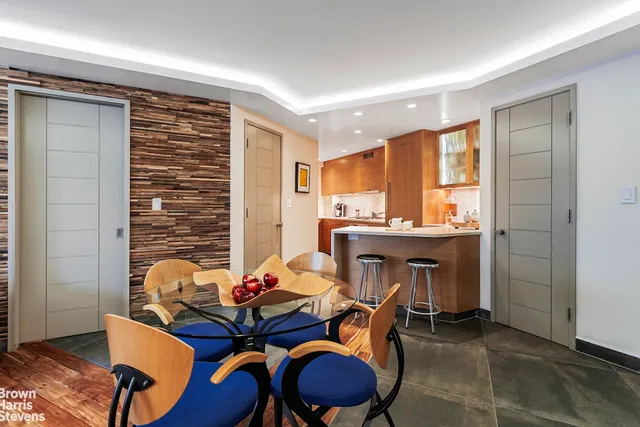 $1,250,000 | 430 West 34th Street, Unit LH | Hudson Yards