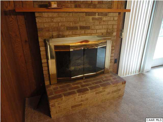 167 Jacks Shop Road Rochelle, VA 22738 - Photo 8 of 20 a bedroom with a bed and a window