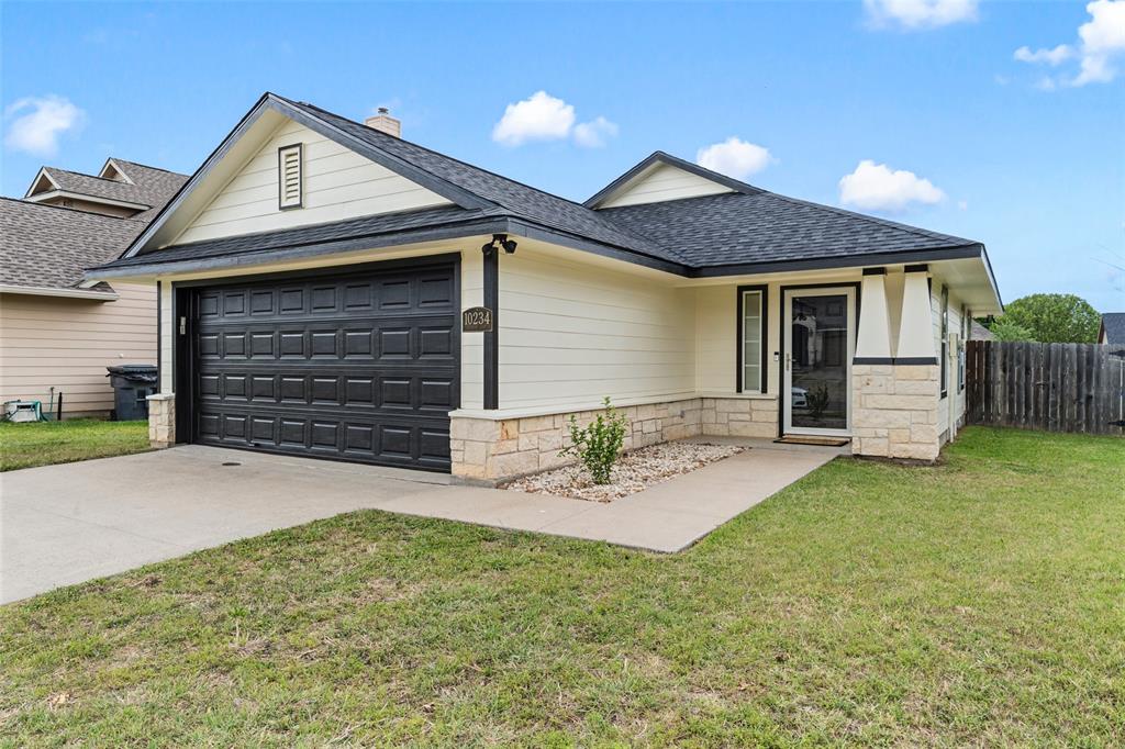 10234 Condor Loop Waco, TX 76708 - Photo 2 of 18