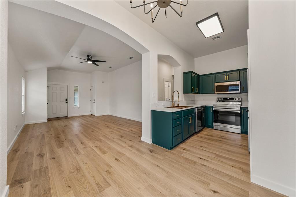 10234 Condor Loop Waco, TX 76708 - Photo 6 of 18