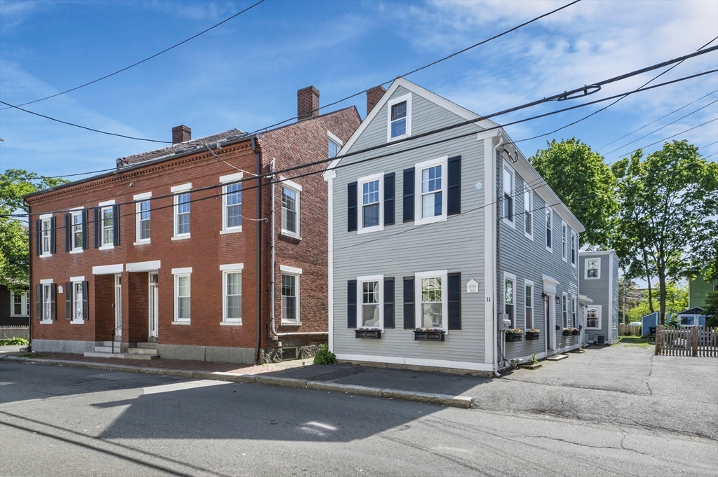 11 Williams Street, Unit 2 Salem, MA 01970 - Photo 31 of 33