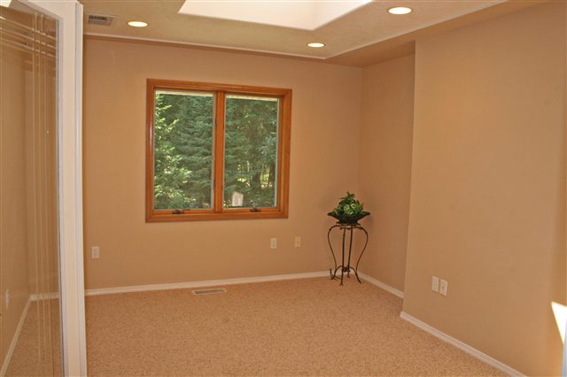 23823 North Crescent Road Chattaroy, WA 99003 - Photo 7 of 9