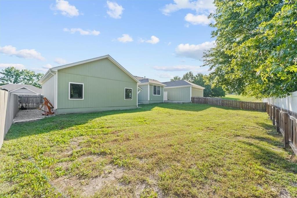 408 Northwest Rust Court Grain Valley, MO 64029 - Photo 50 of 59