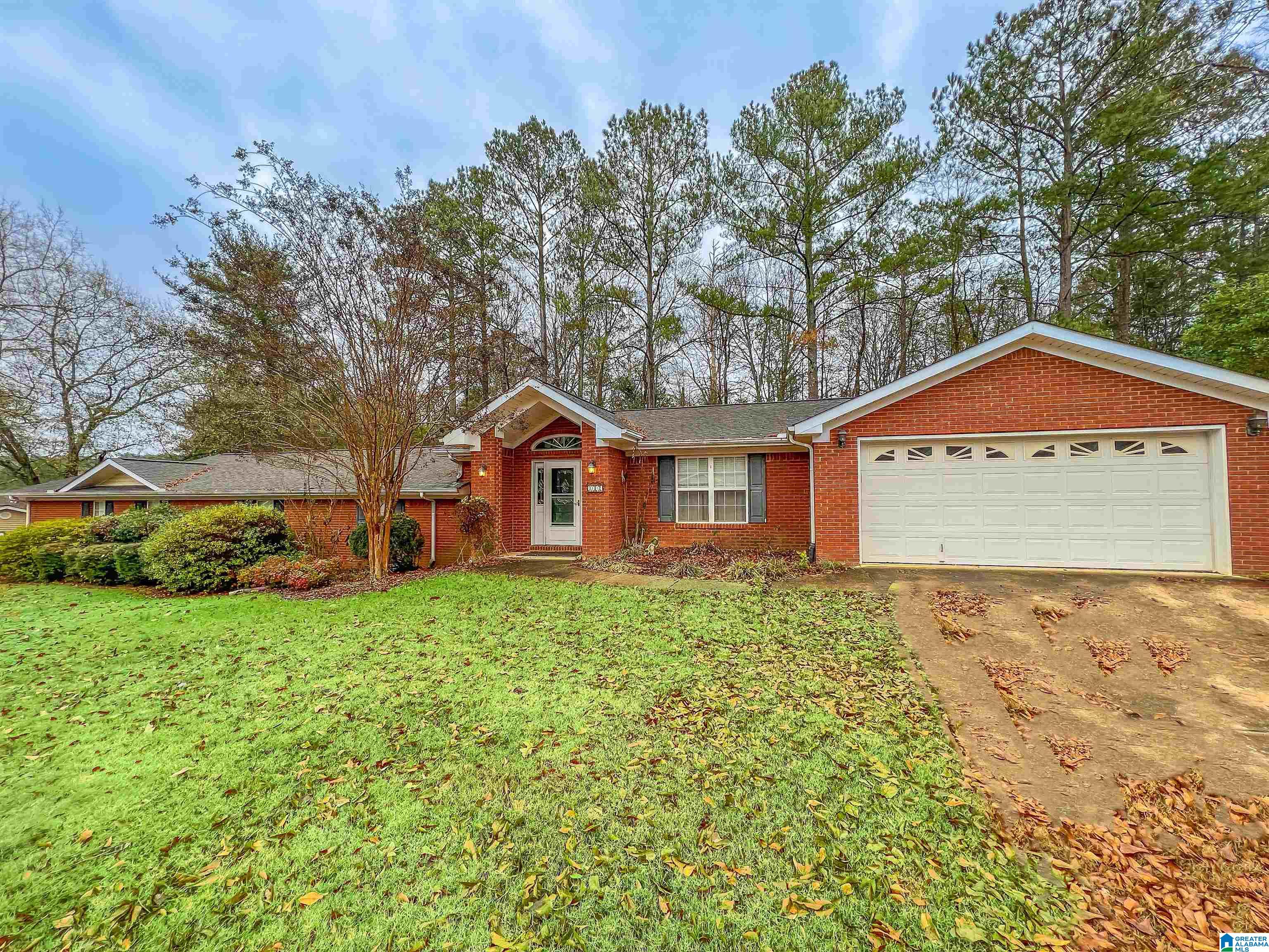 242 Foxley Road Anniston, AL 36205 - Photo 3 of 41
