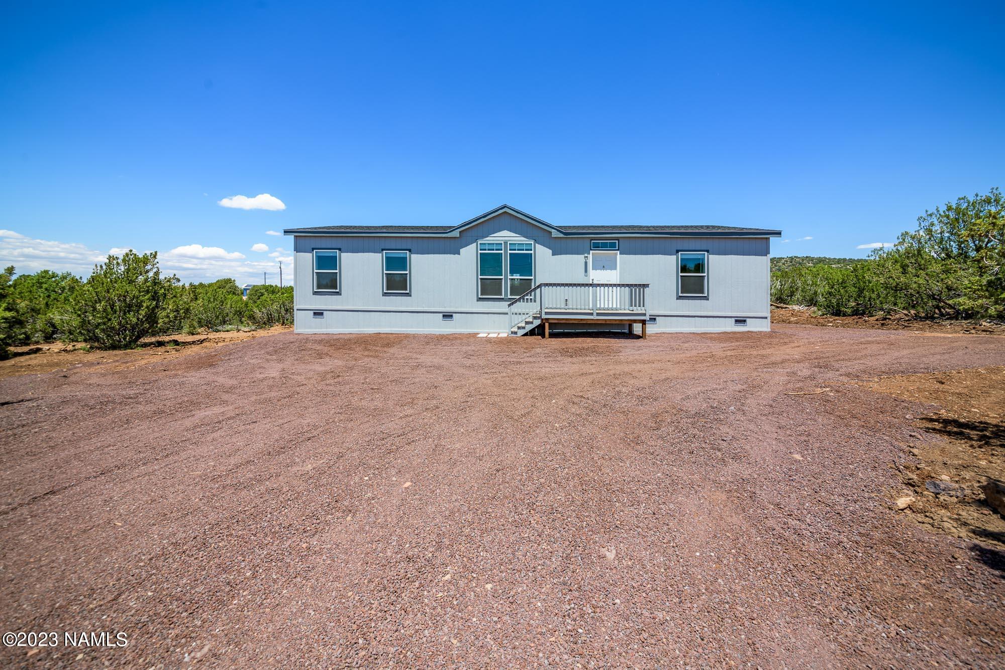 2439 East Fir Road Williams, AZ 86046 - Photo 4 of 60 2439 E Fir Williams (1 of 61)