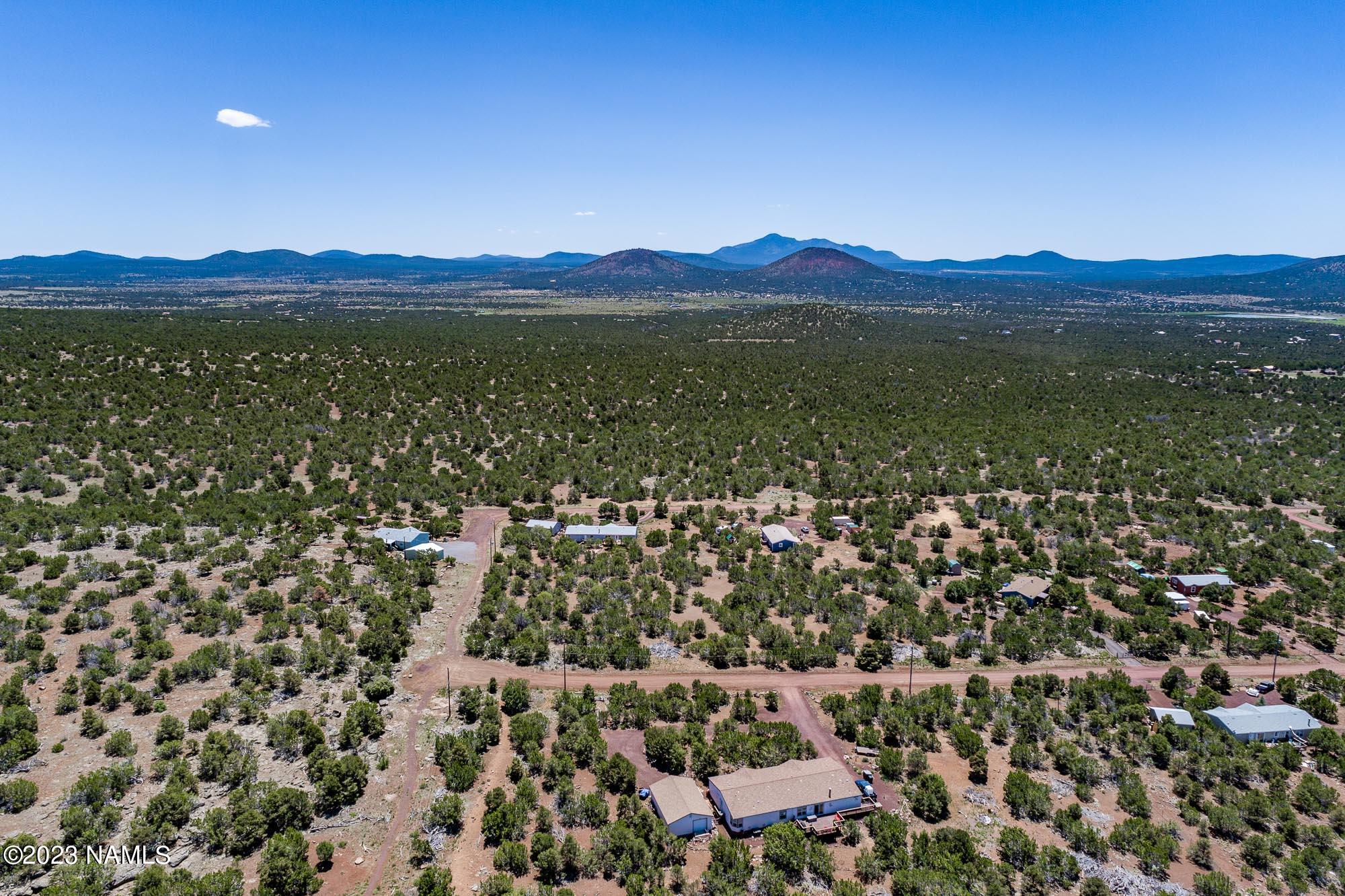 2439 East Fir Road Williams, AZ 86046 - Photo 59 of 60 2439 E Fir Williams (35 of 61)