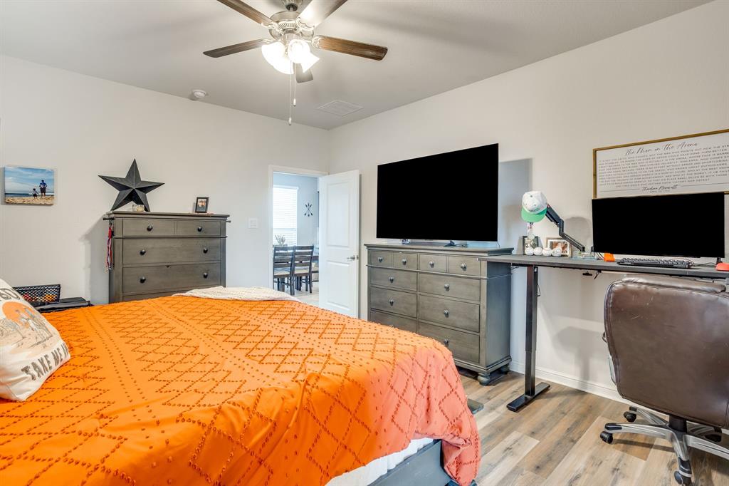 432 Windsail Lane Azle, TX 76020 - Photo 17 of 38 Gallery Image 17