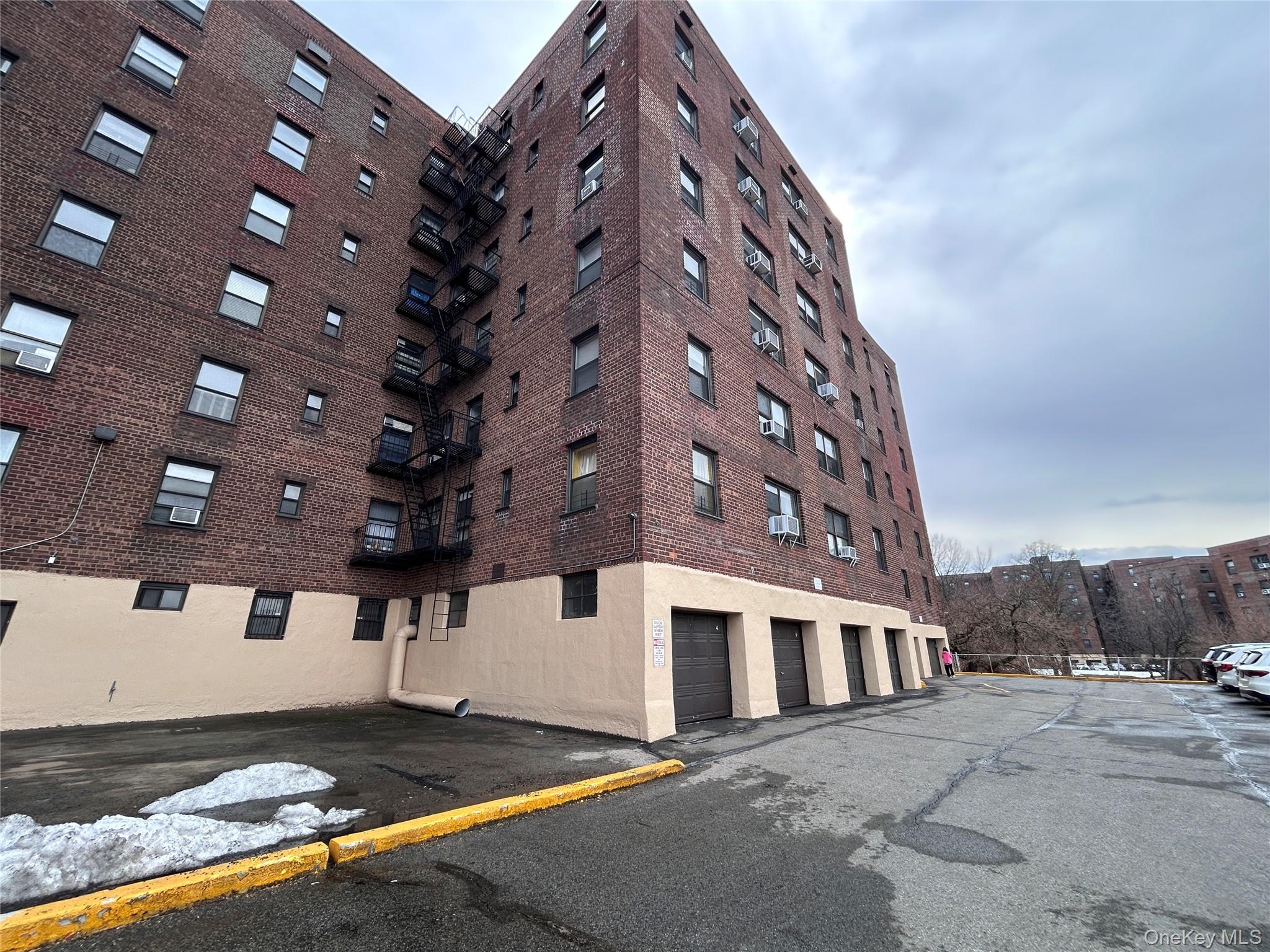 25-34 Union Street, Unit 2F Queens, NY 11354 - Photo 12 of 15