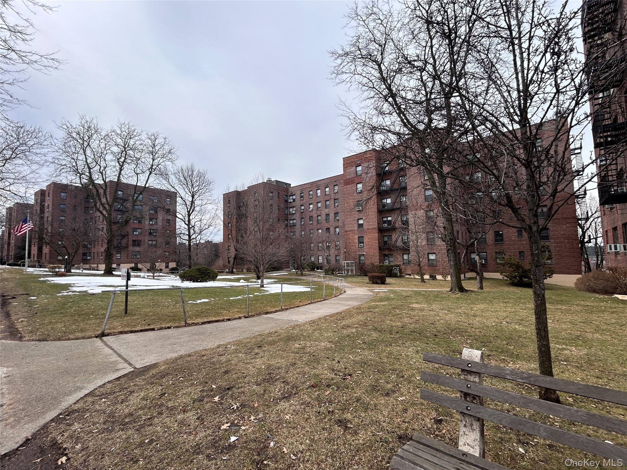 25-34 Union Street, Unit 2F Queens, NY 11354 - Photo 2 of 15