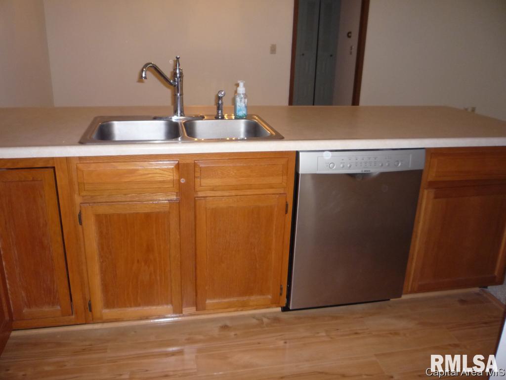 2009 Clara Mae Court Springfield, IL 62711 - Photo 9 of 15