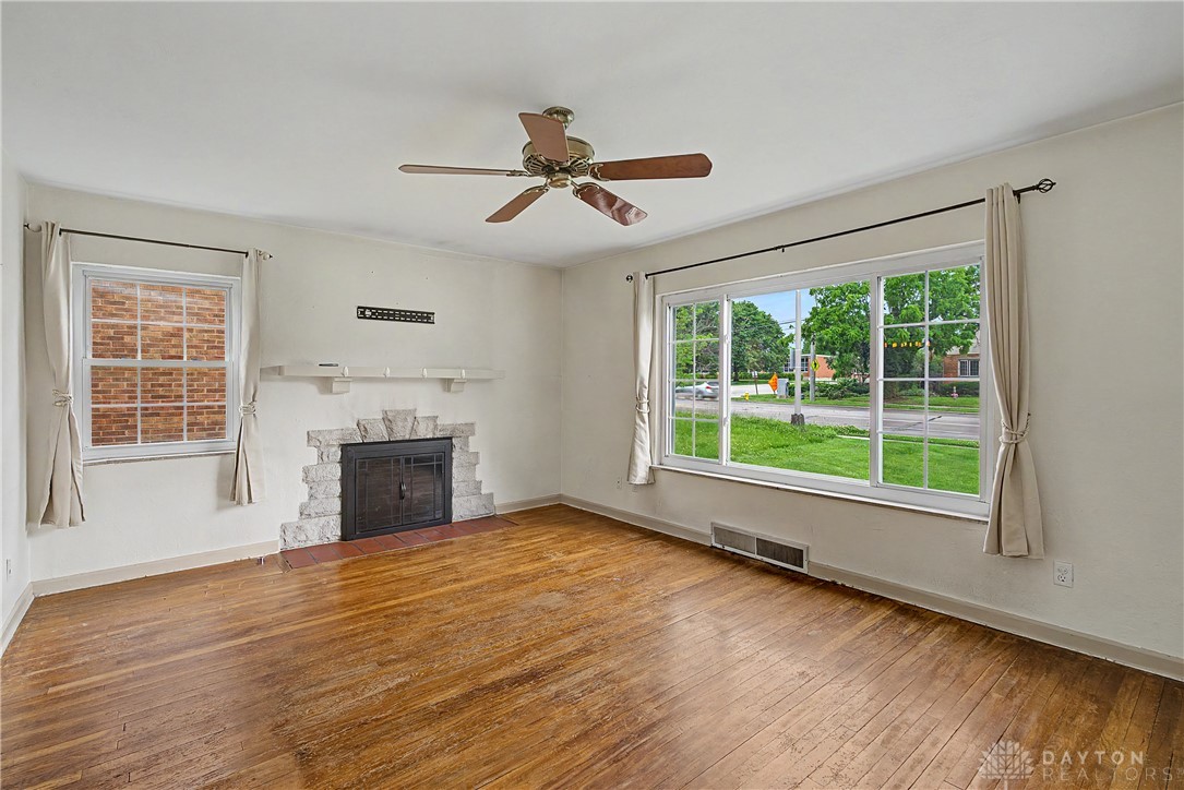 3228 Shroyer Road Kettering, OH 45429 - Photo 3 of 44