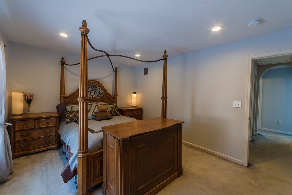 12 Payn Road Foxboro, MA 02035 - Photo 18 of 30 Gallery Image 18