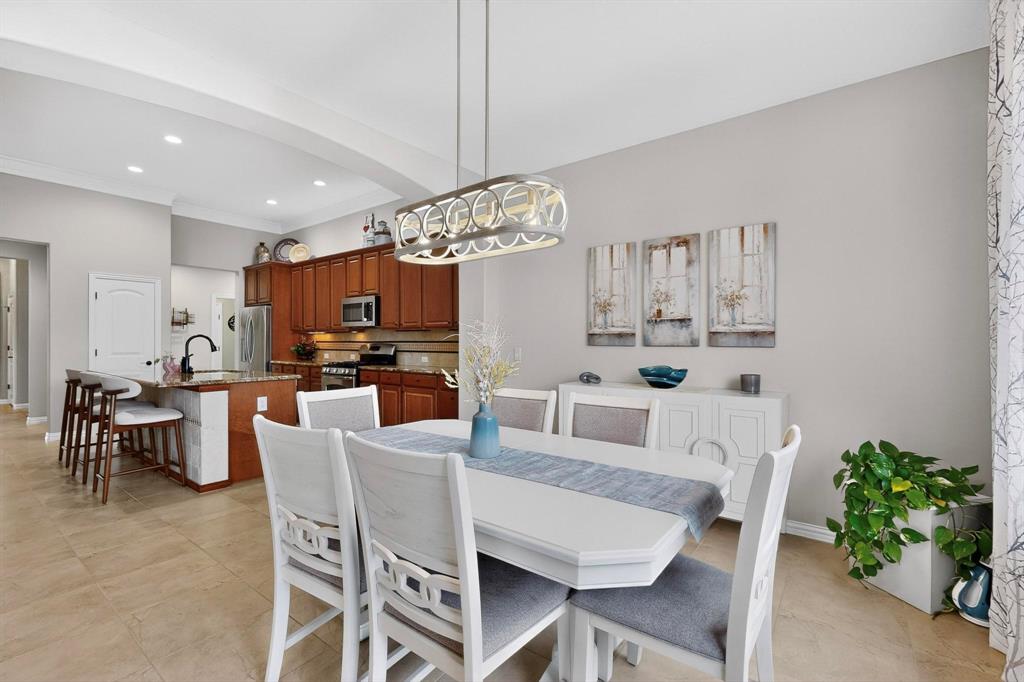 8805 Compton Street Denton, TX 76207 - Photo 12 of 40