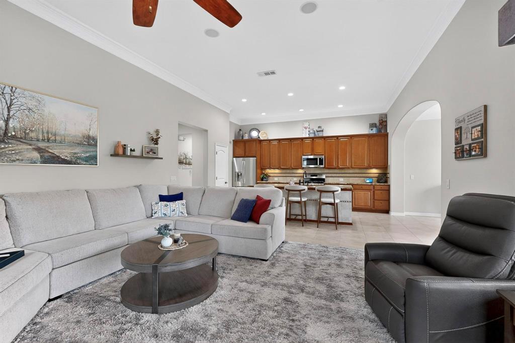 8805 Compton Street Denton, TX 76207 - Photo 13 of 40