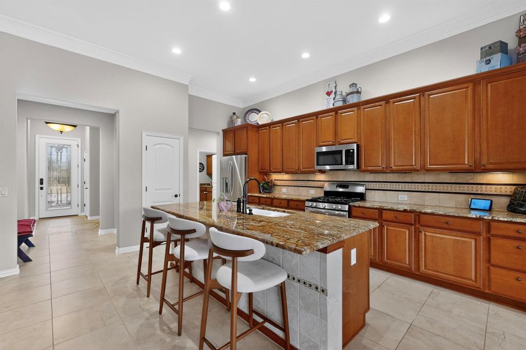 8805 Compton Street Denton, TX 76207 - Photo 6 of 40