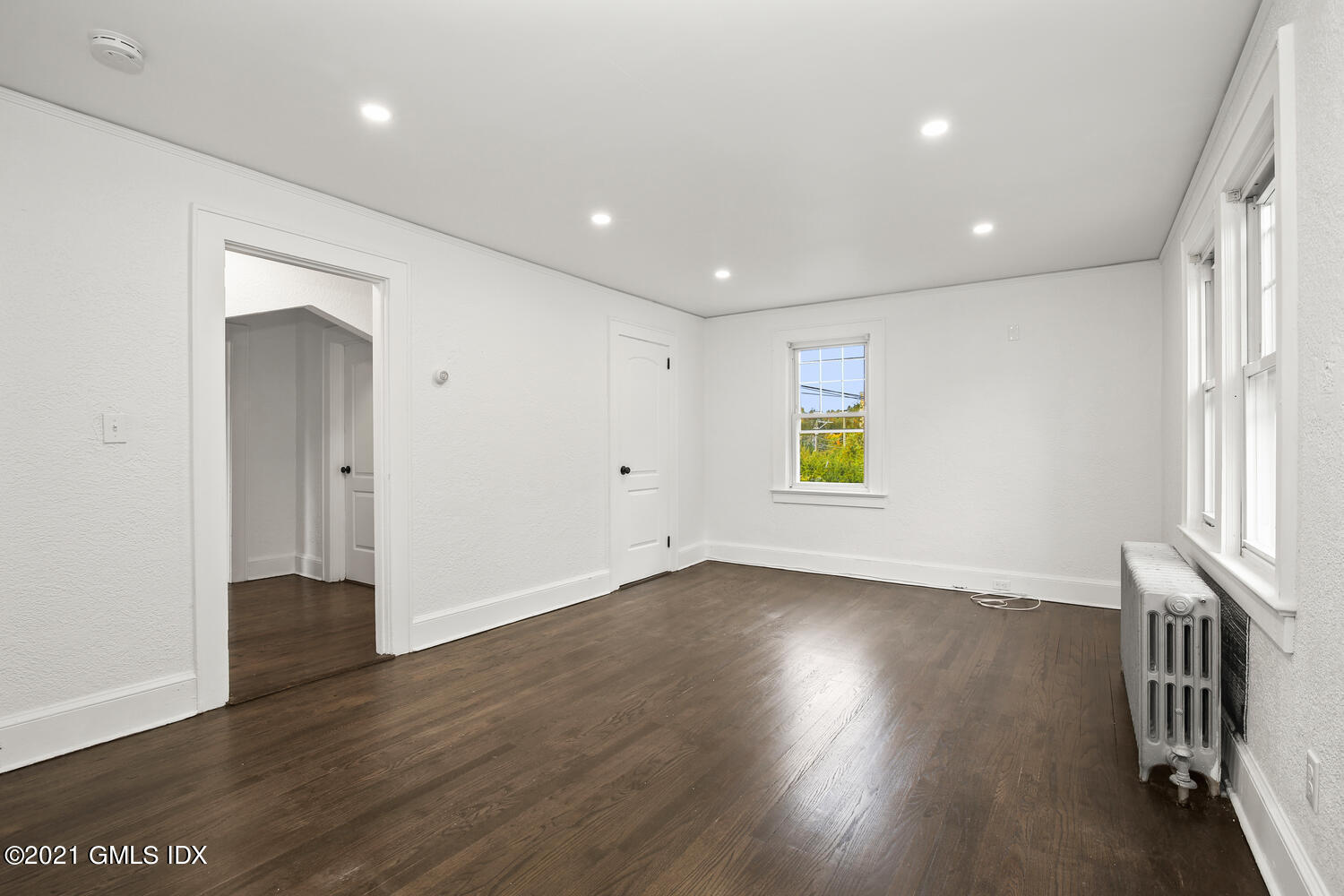 530 River Road, Unit 2 Cos Cob, CT 06807 - Photo 11 of 19 530 River Rd Cos Cob CT 06807-large-011-