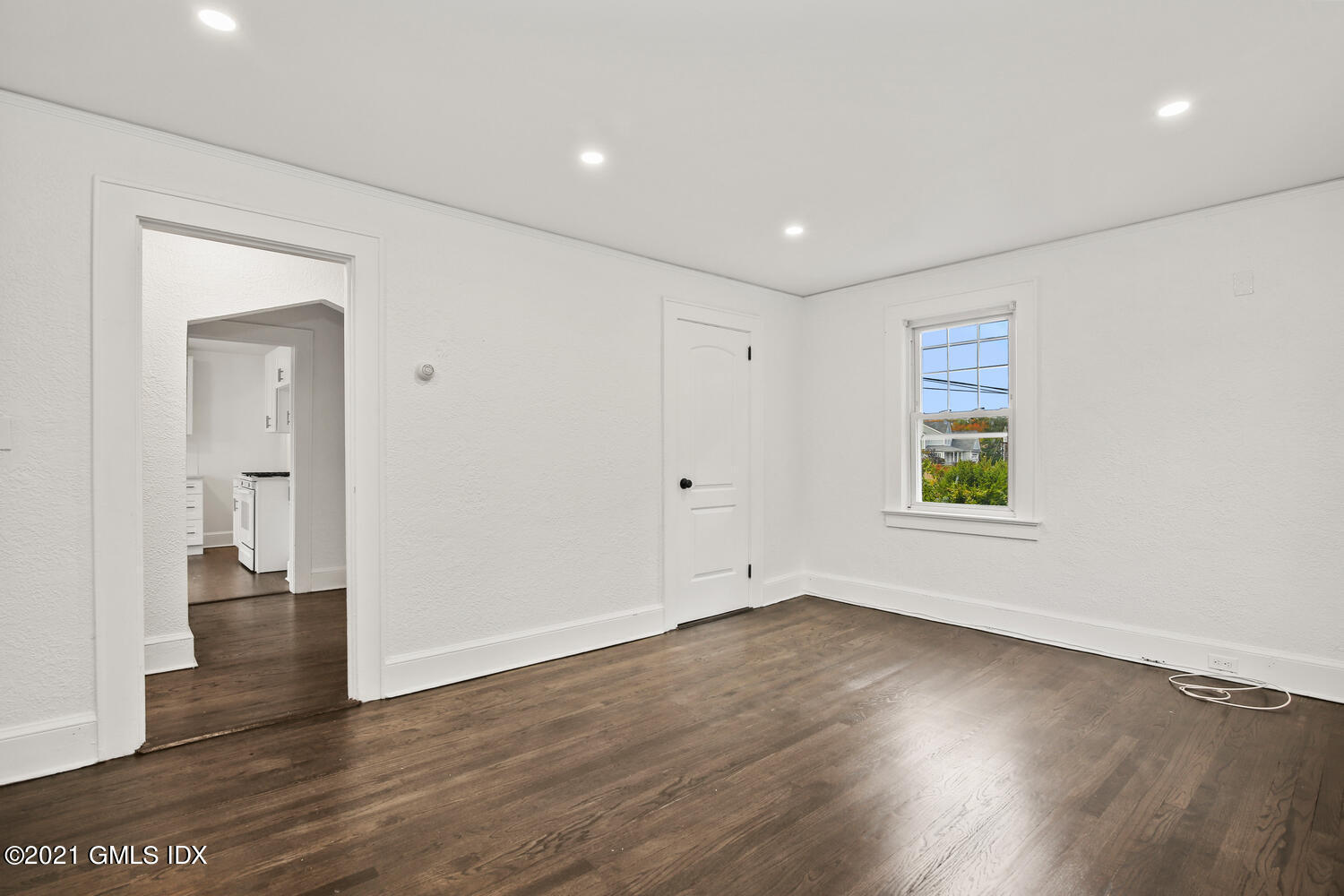 530 River Road, Unit 2 Cos Cob, CT 06807 - Photo 12 of 19 530 River Rd Cos Cob CT 06807-large-012-