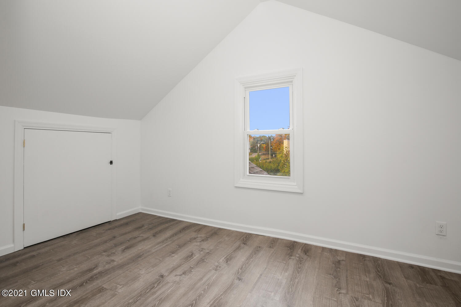 530 River Road, Unit 2 Cos Cob, CT 06807 - Photo 14 of 19 530 River Rd Cos Cob CT 06807-large-015-