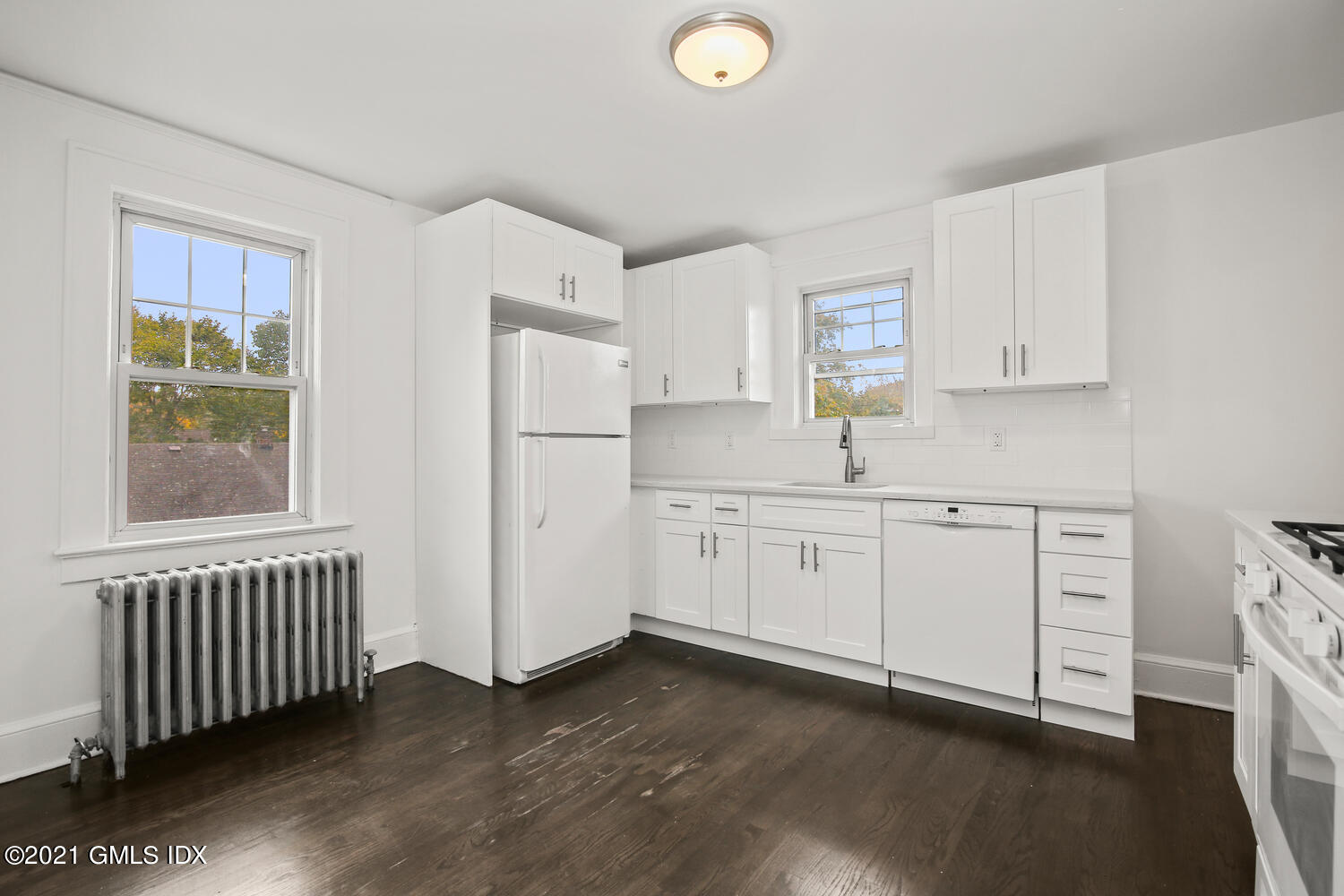 530 River Road, Unit 2 Cos Cob, CT 06807 - Photo 6 of 19 530 River Rd Cos Cob CT 06807-large-002-