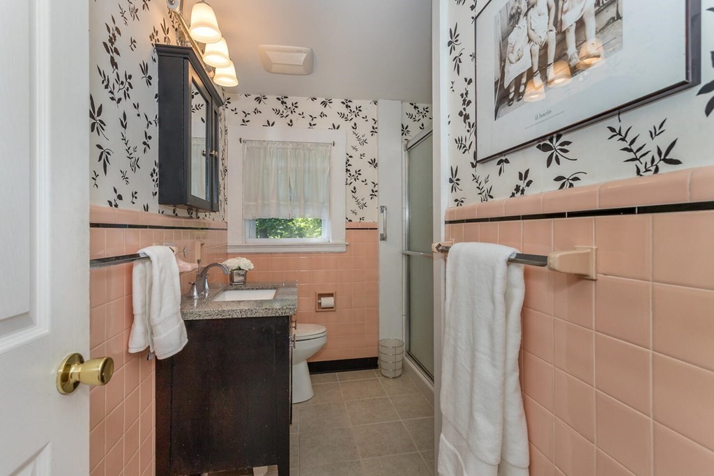 1379 Washington Street Canton, MA 02021 - Photo 15 of 20