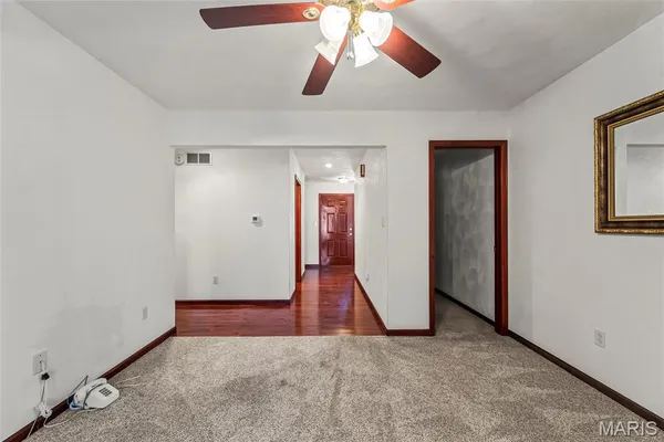 $230,000 | 725 Lone Oak Street, St. Libory, IL 62282