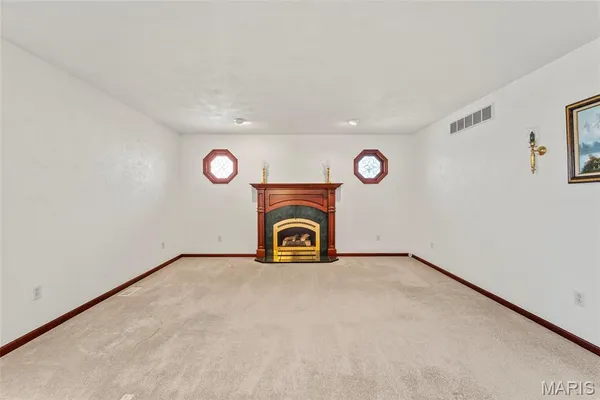 $230,000 | 725 Lone Oak Street, St. Libory, IL 62282