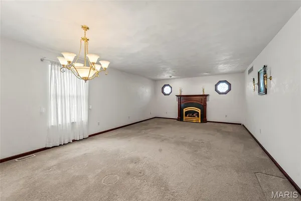 $230,000 | 725 Lone Oak Street, St. Libory, IL 62282