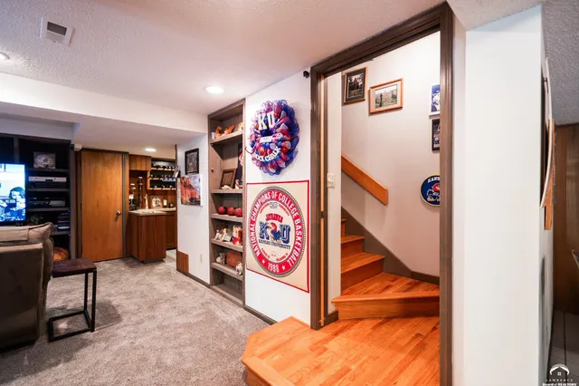 $719,900 | 1321 Raintree Place, Lawrence, KS 66044