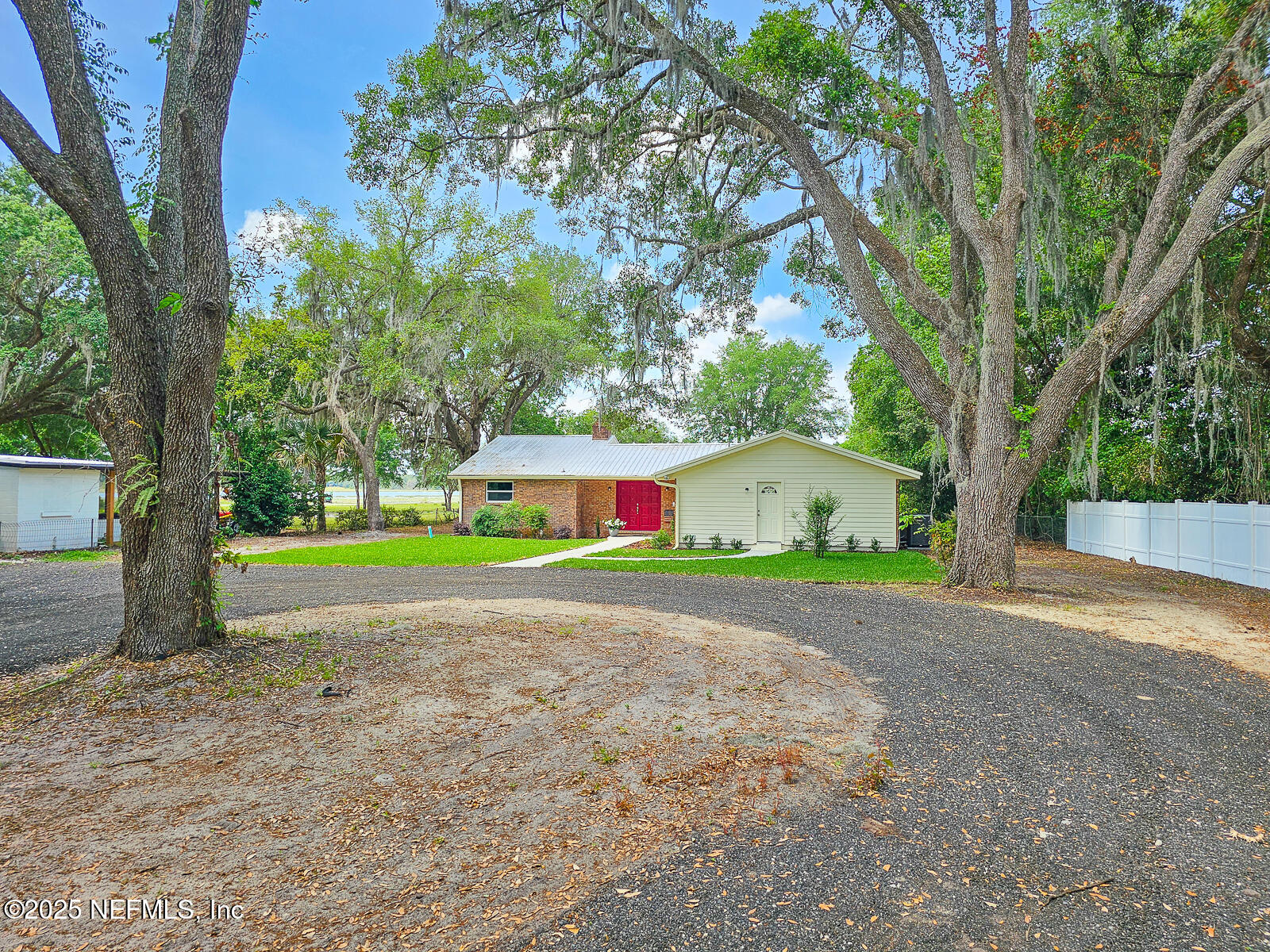 7972 State Rte 100 Keystone Heights, FL 32656 - Photo 5 of 56 7972 SR 100-05