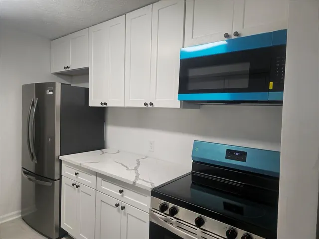 $220,000 | 2388 Lawrenceville Highway, Unit D, Decatur, GA 30033