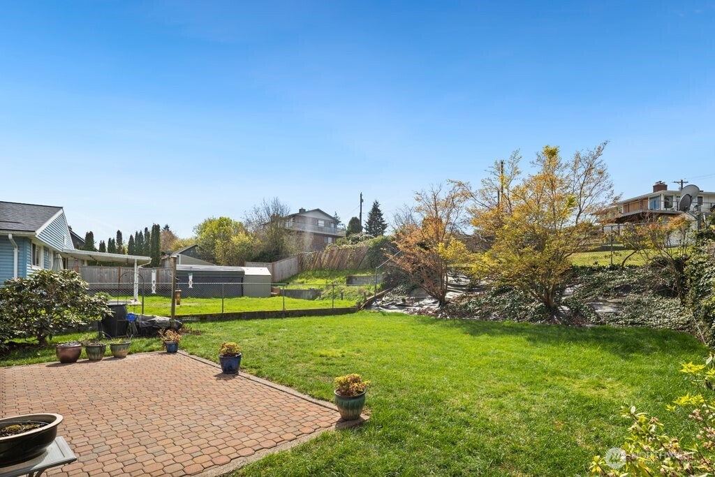 226 Bridgeway Everett, WA 98201 - Photo 22 of 28