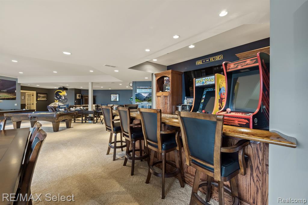 2559 North Long Lake Road Fenton, MI 48430 - Photo 44 of 90 Gallery Image 44
