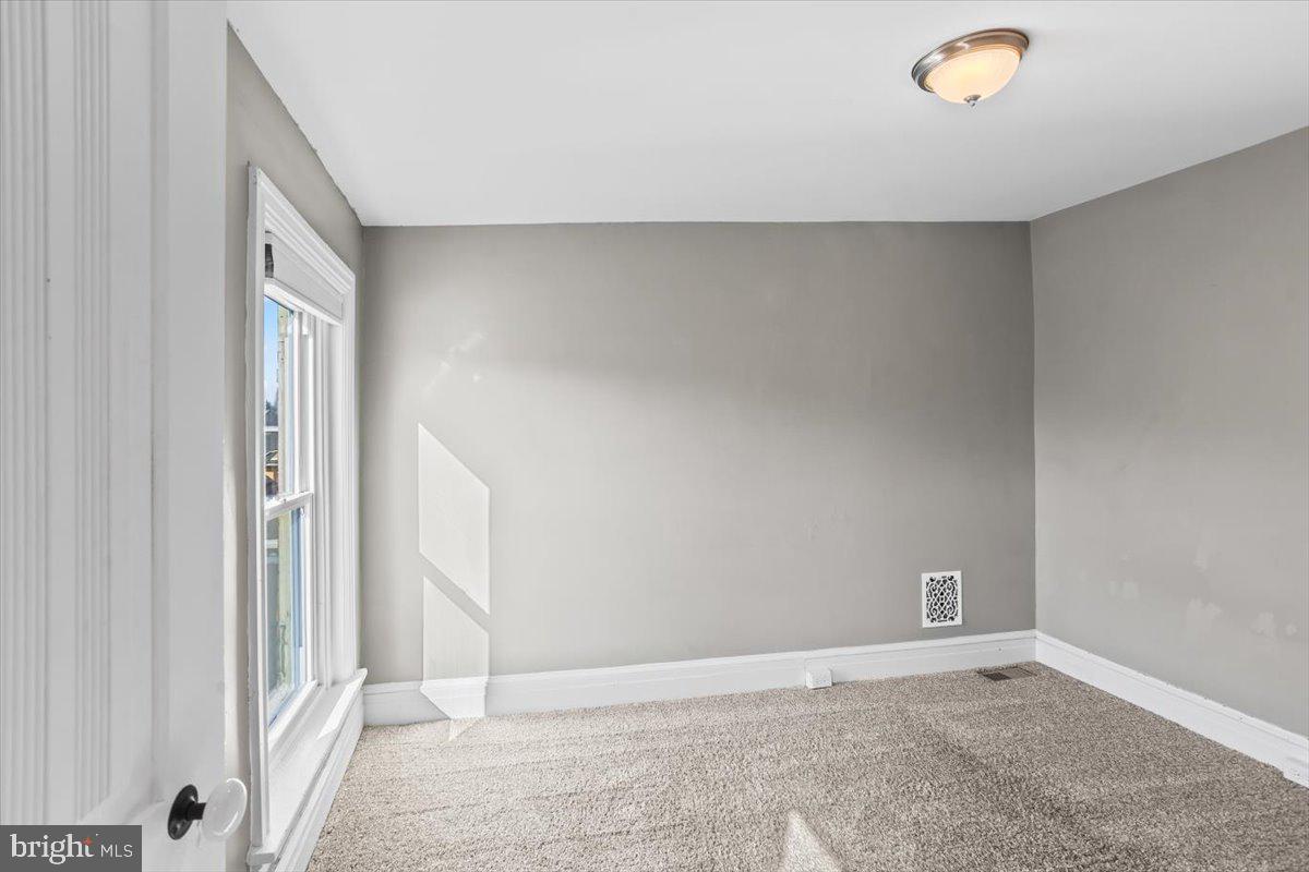 212 Chestnut Street Lebanon, PA 17042 - Photo 27 of 41