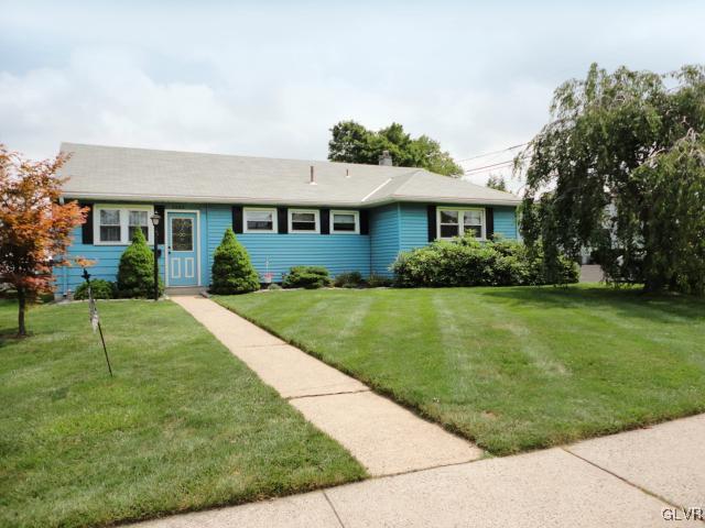 2068 Cloverdale Road Bethlehem, PA 18018 - Photo 1 of 16 Gallery Image 1