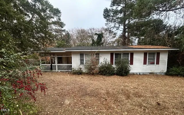 $250,000 | 2423 John Smith Road, Fayetteville, NC 28306