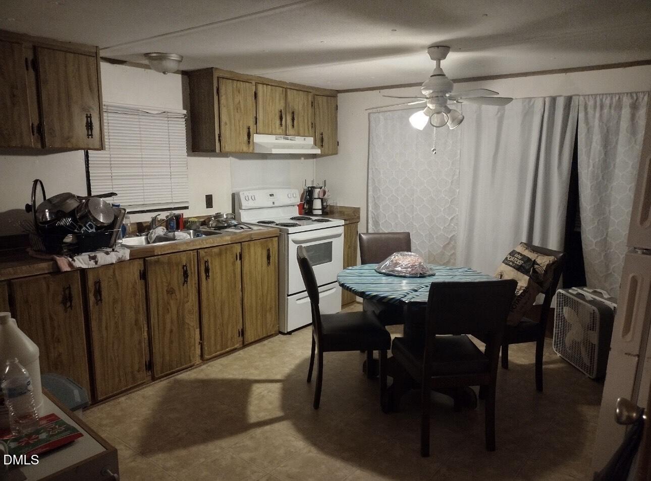 2423 John Smith Road Fayetteville, NC 28306 - Photo 19 of 27 IMG_1810