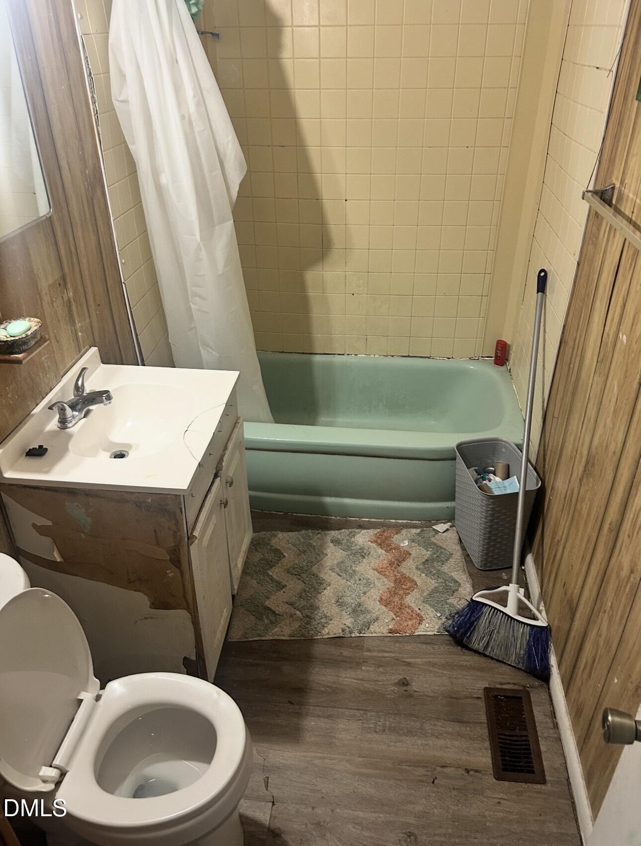 2423 John Smith Road Fayetteville, NC 28306 - Photo 6 of 27 IMG_1789 (1)