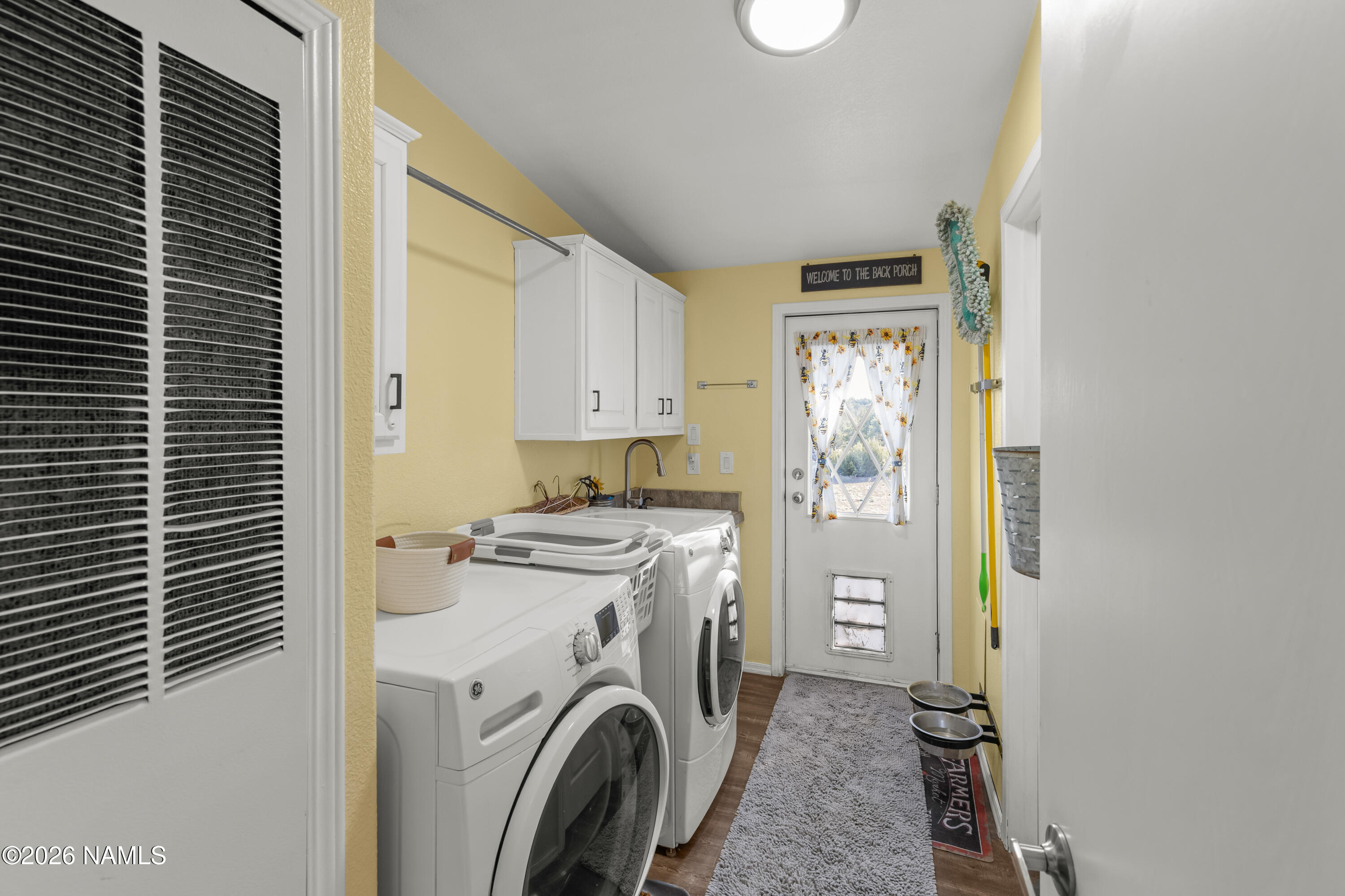 13626 Ravenwood Road Williams, AZ 86046 - Photo 21 of 40 Laundry