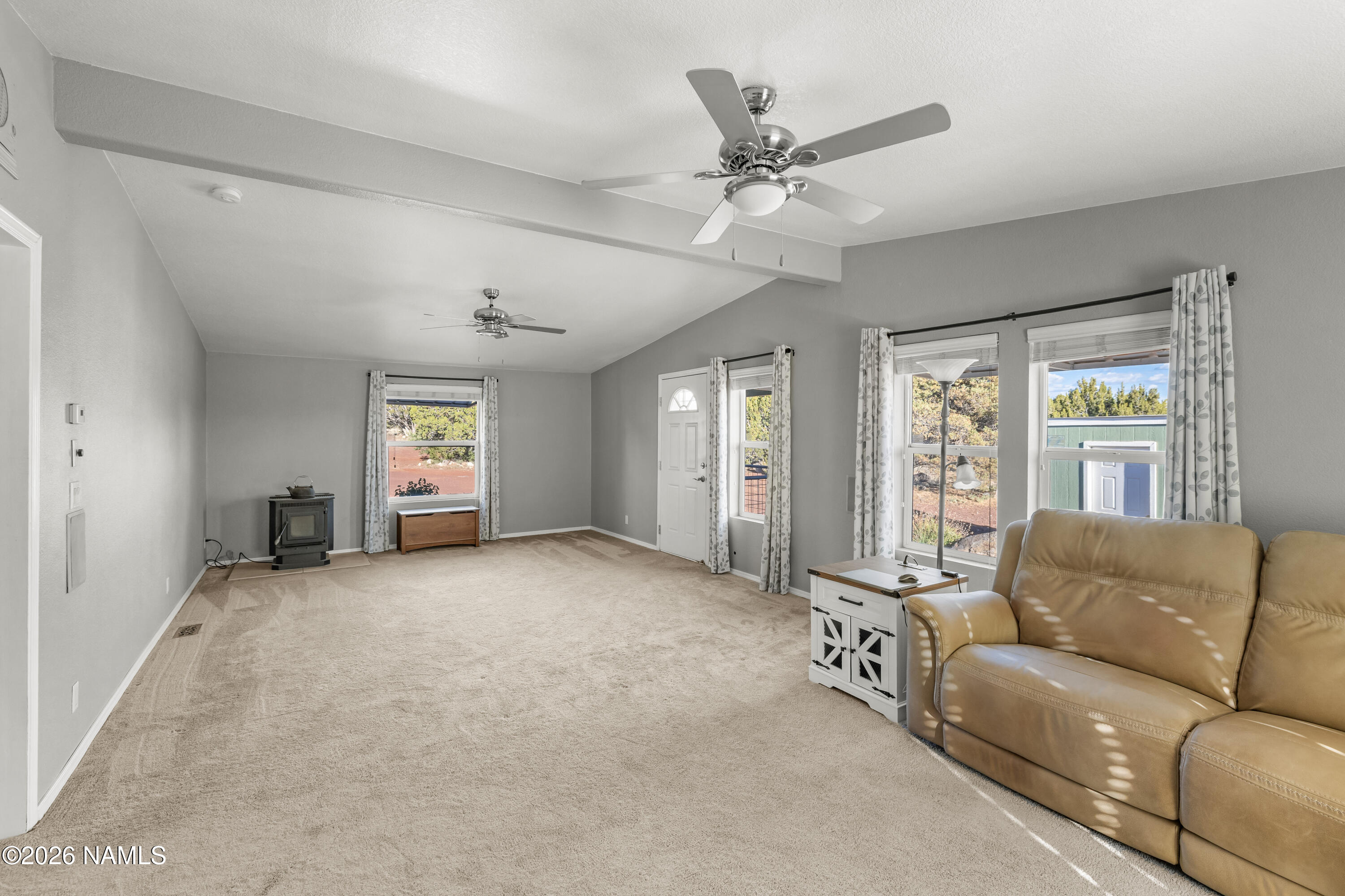 13626 Ravenwood Road Williams, AZ 86046 - Photo 22 of 40 Family Room