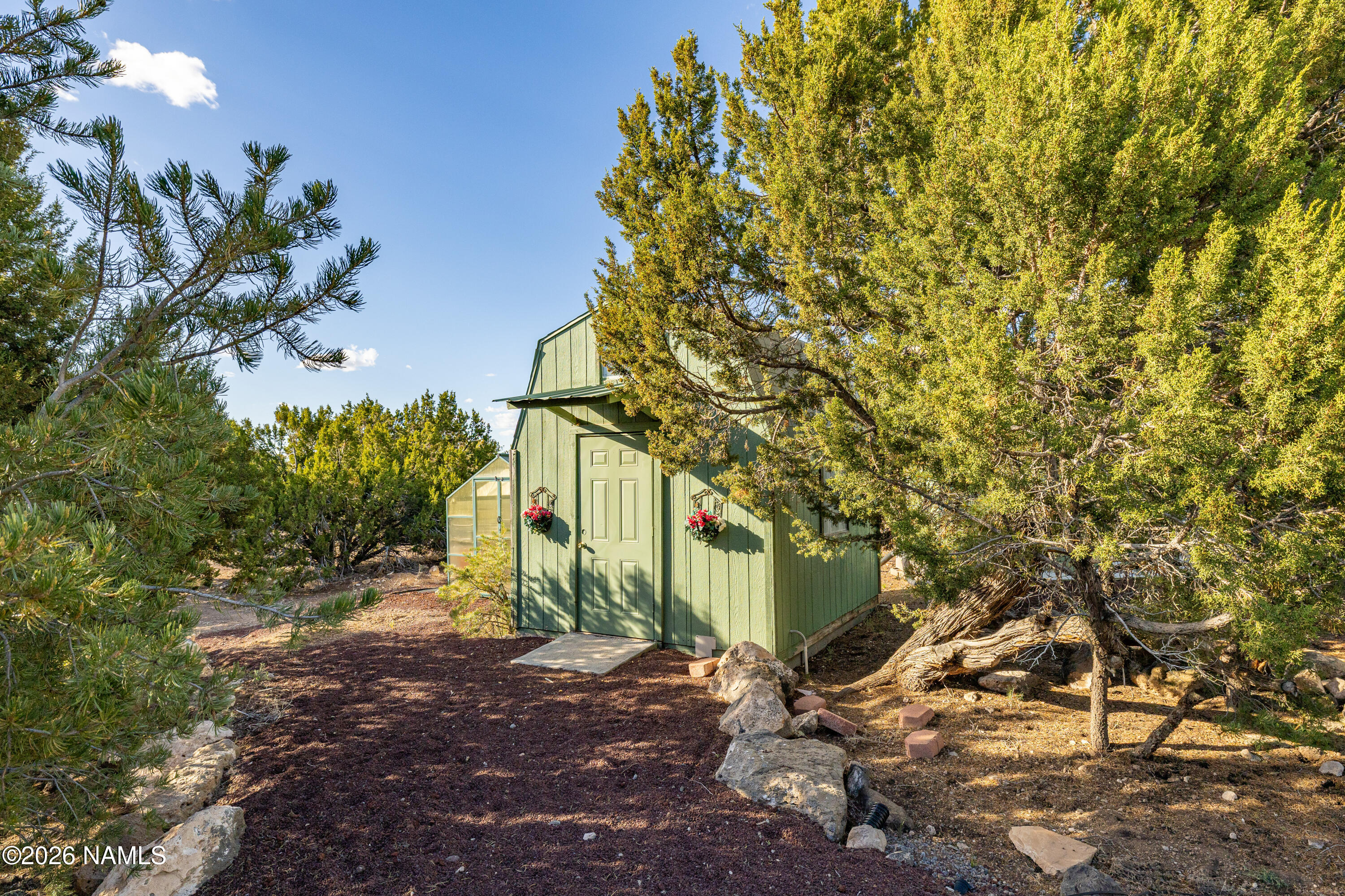 13626 Ravenwood Road Williams, AZ 86046 - Photo 32 of 40 Small Shed