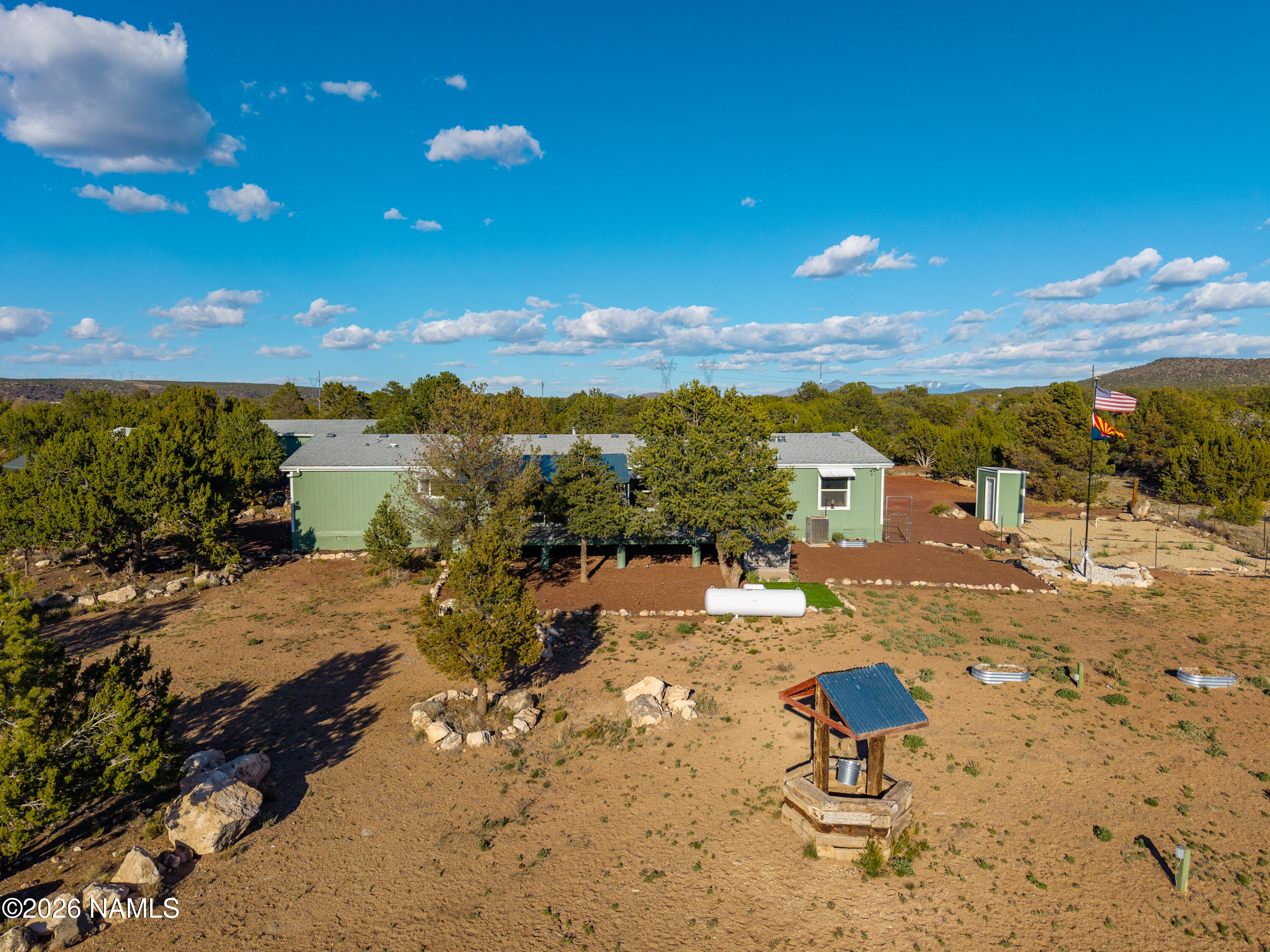 13626 Ravenwood Road Williams, AZ 86046 - Photo 4 of 40 Backyard