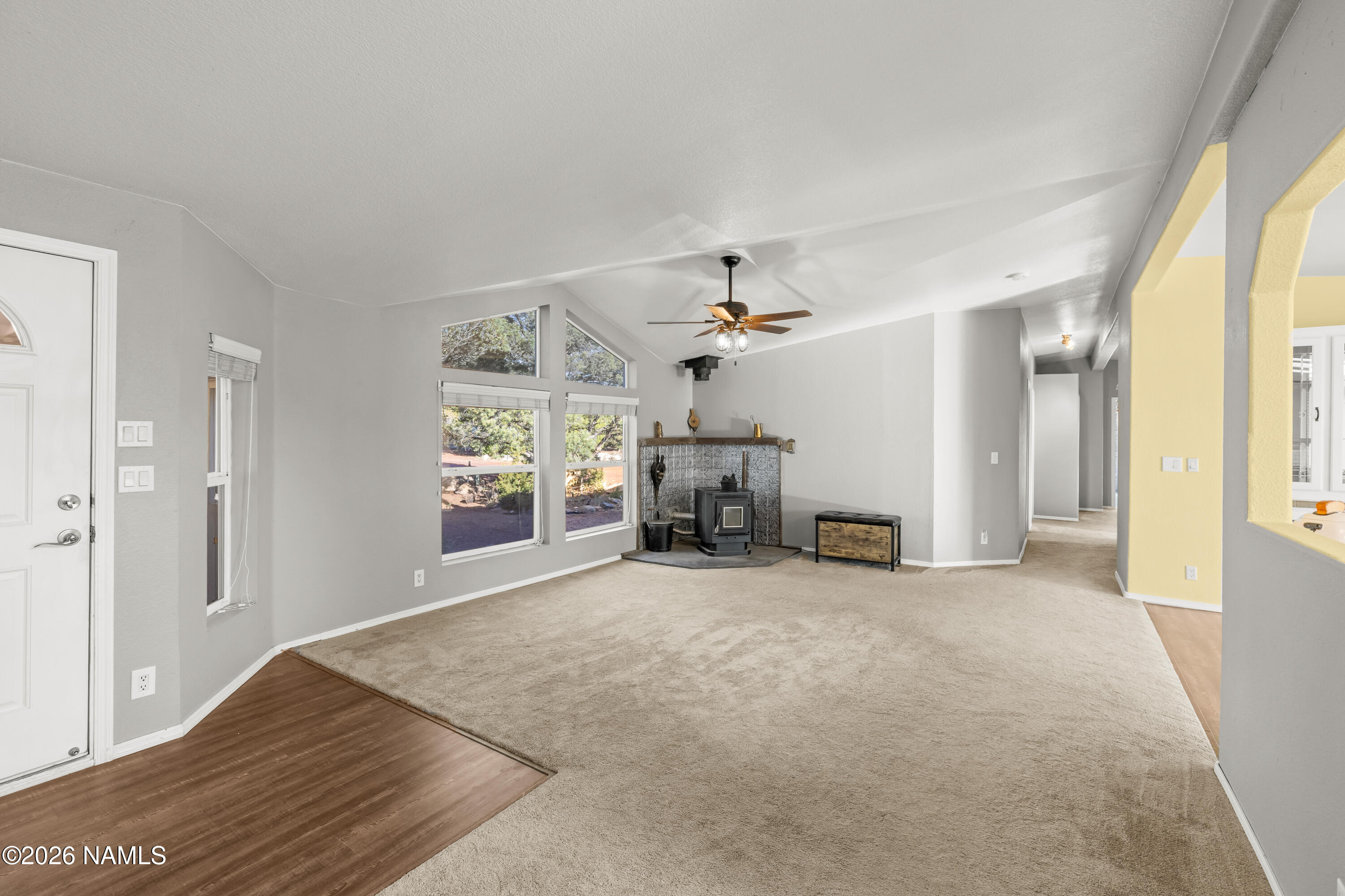 13626 Ravenwood Road Williams, AZ 86046 - Photo 6 of 40 Entry