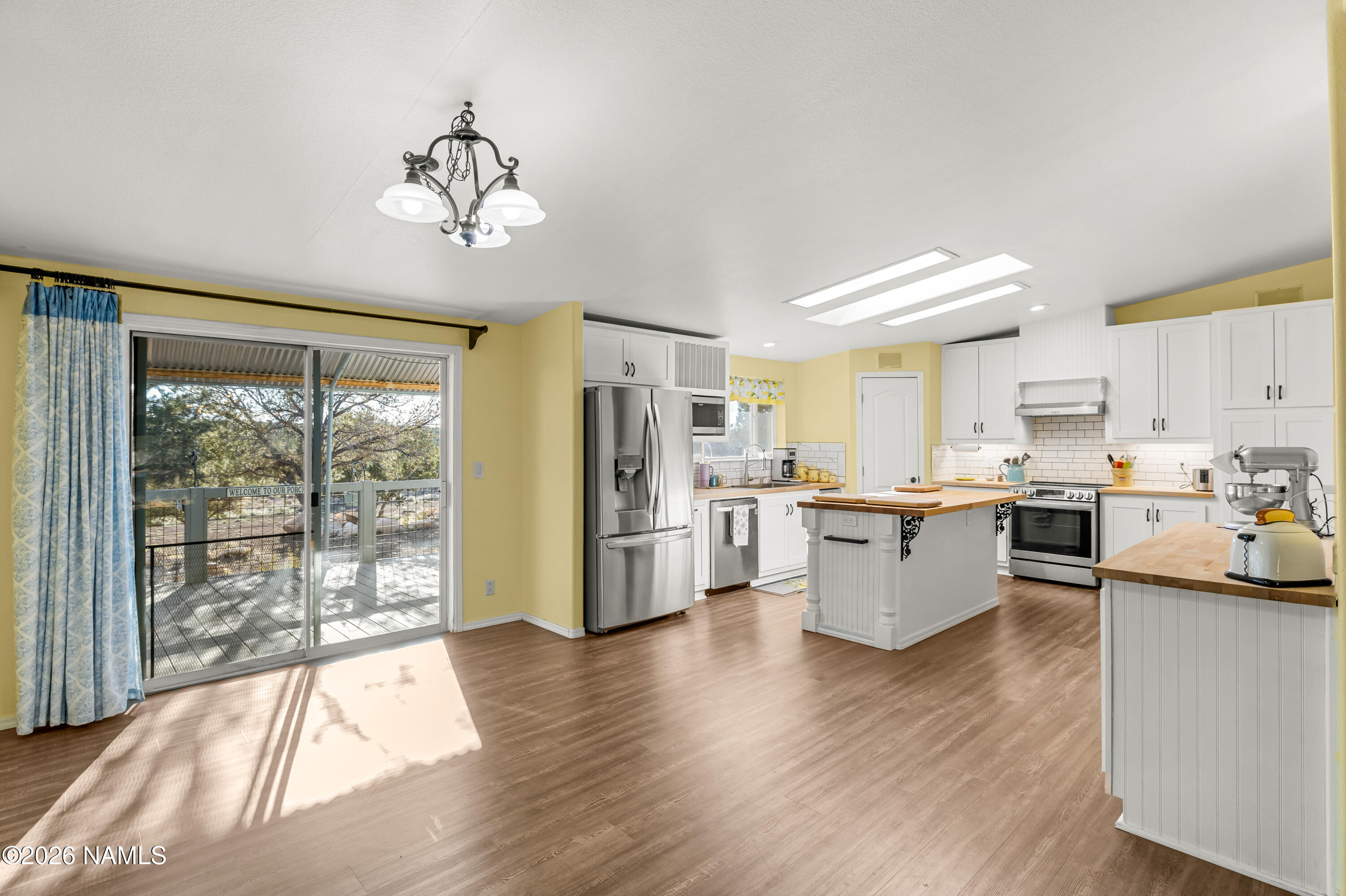13626 Ravenwood Road Williams, AZ 86046 - Photo 9 of 40 Kitchen