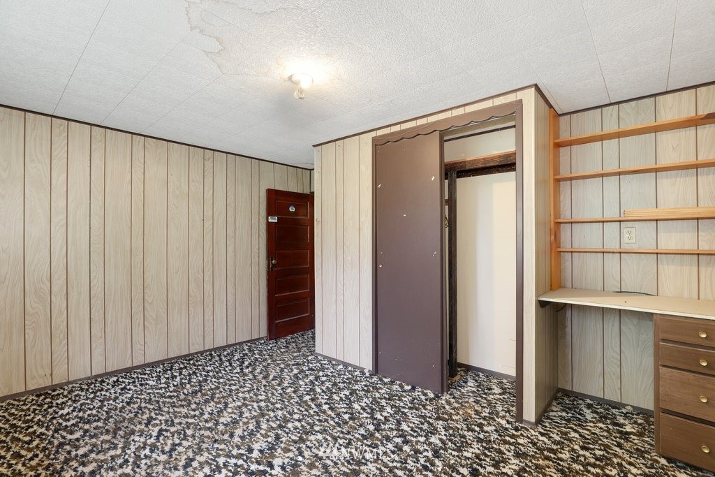 15811 Virginia Point Road Northeast Poulsbo, WA 98370 - Photo 16 of 31 Gallery Image 16